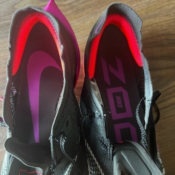 Nike ZoomX Vaporfly Next% 2 Raptors Mens Size 13 Black Flash Crimson CU4111 002 main image 5